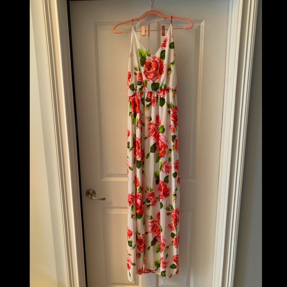 Lush Rose Maxi Dress Size Small